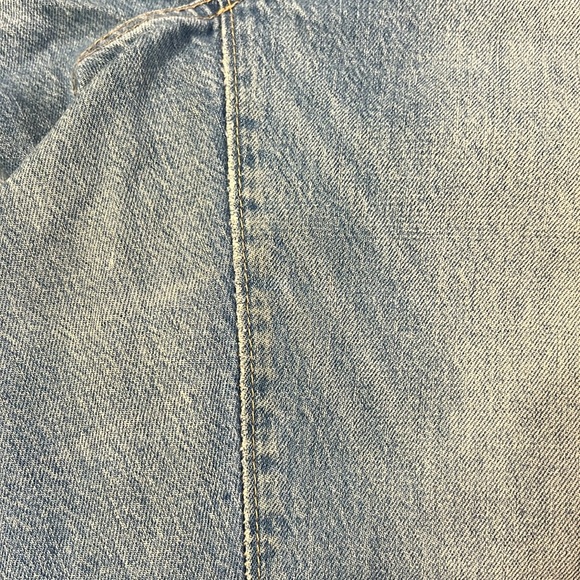 85. LOFT The Curvy Straight Crop Jeans Size 6 28 Distressed Frayed Hem Light - Picture 5 of 6